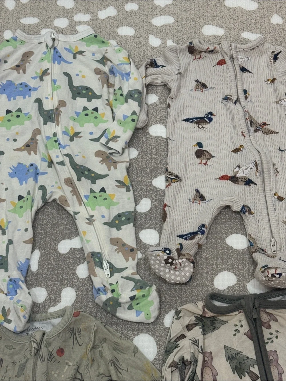 Lot of 6 bamboo footies newborn baby boy zippy sleeper posh peanut sage unisex